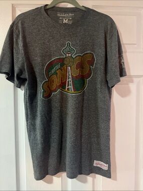 Mitchell & Ness Gray Seattle SuperSonics Logo Tee